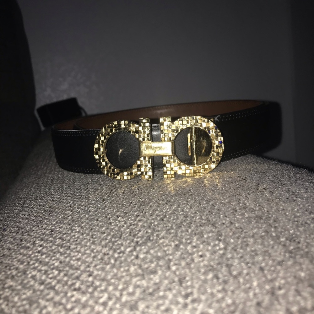 Real ferragamo belt